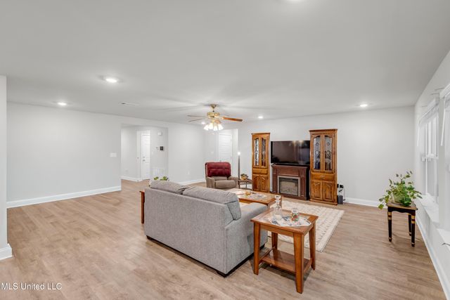 10440 Willow Leaf Drive, Gulfport, MS 39503