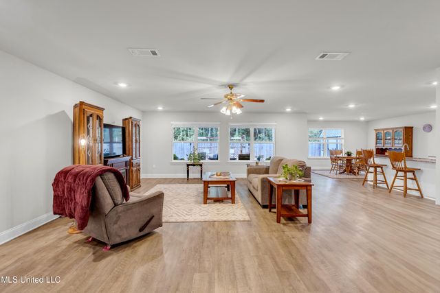 10440 Willow Leaf Drive, Gulfport, MS 39503