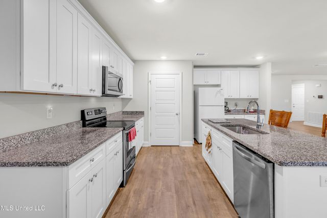 10440 Willow Leaf Drive, Gulfport, MS 39503