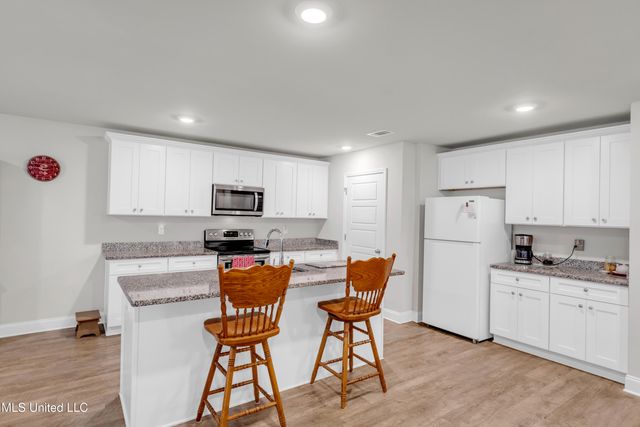 10440 Willow Leaf Drive, Gulfport, MS 39503