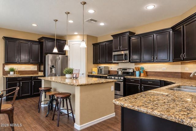 13334 W JESSE RED Drive, Peoria, AZ 85383