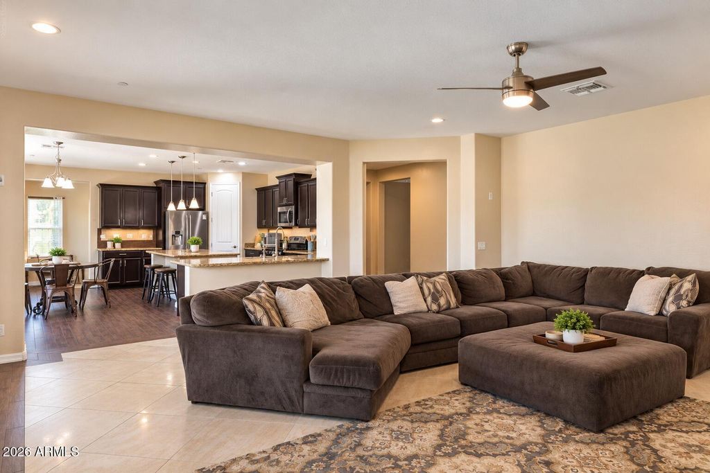 13334 W JESSE RED Drive, Peoria, AZ 85383 — photo 5