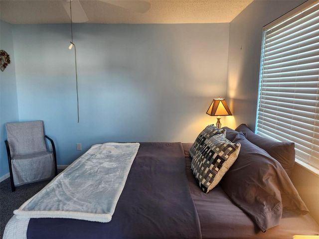 19029 US HIGHWAY 19 N 9-305, Clearwater, FL 33764