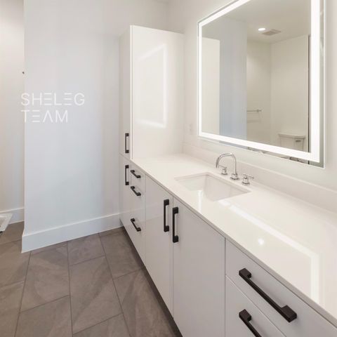 808 Crawford Street 4108, Houston, TX 77010
