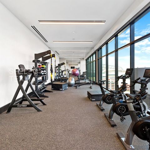 808 Crawford Street 4108, Houston, TX 77010