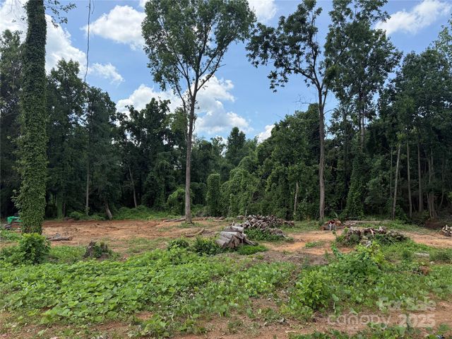 501 Providence Road, Gaffney, SC 29341