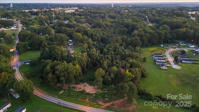 501 Providence Road, Gaffney, SC 29341