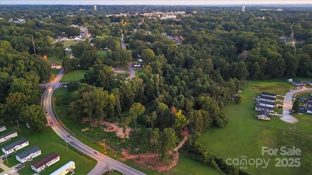 501 Providence Road, Gaffney, SC 29341