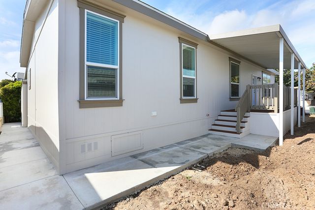 129 La Ronda, Tustin, CA 92780