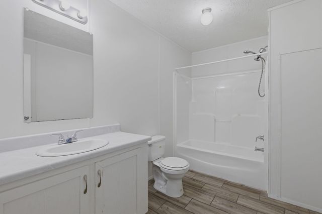 335 Storozyszyn, Deridder, LA 70634