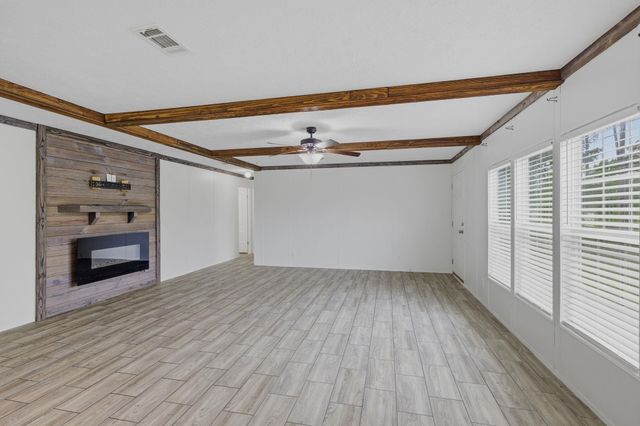 335 Storozyszyn, Deridder, LA 70634