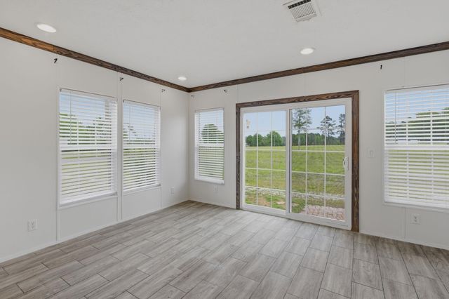 335 Storozyszyn, Deridder, LA 70634
