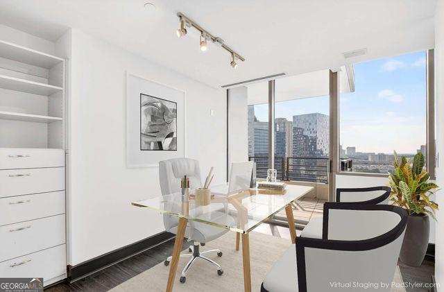 700 Park Regency Place NE 2104, Atlanta, GA 30326