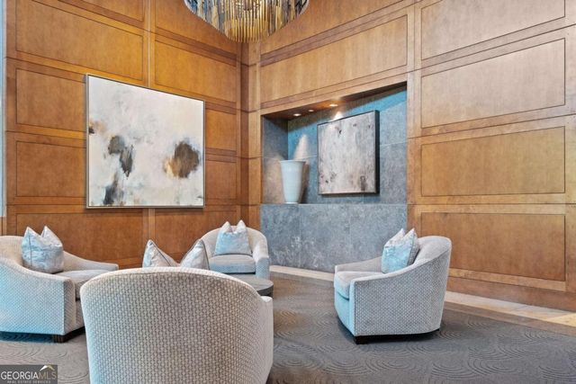 700 Park Regency Place NE 2104, Atlanta, GA 30326