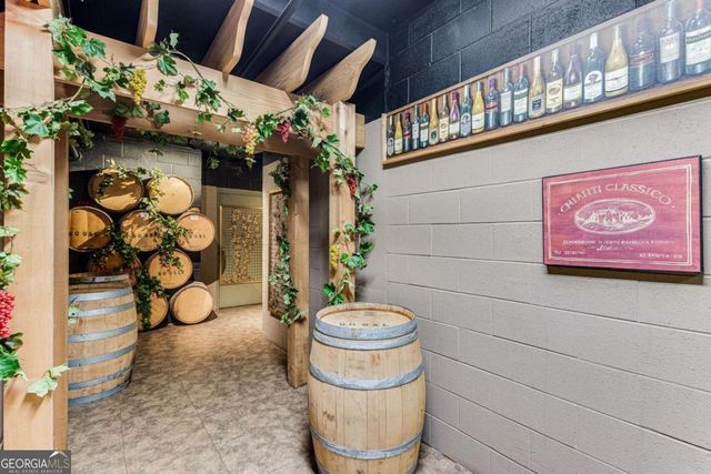 700 Park Regency Place NE 2104, Atlanta, GA 30326