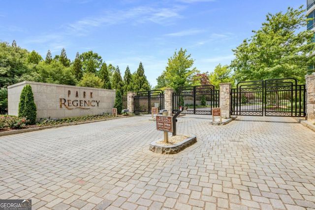 700 Park Regency Place NE 2104, Atlanta, GA 30326