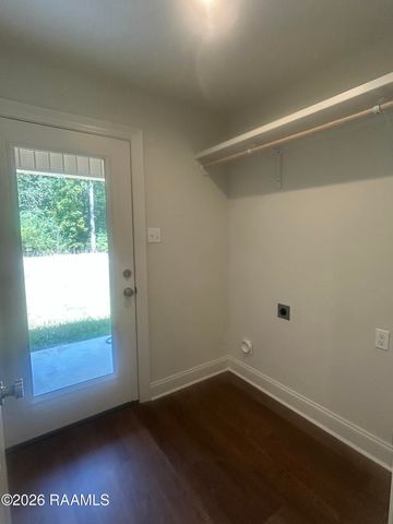 214 Camerons Cove Drive, Carencro, LA 70520