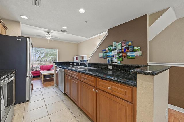 5214 HAMPTON BEACH PLACE 5214, Tampa, FL 33609