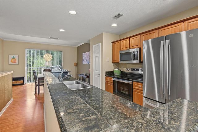 5214 HAMPTON BEACH PLACE 5214, Tampa, FL 33609