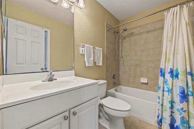 5214 HAMPTON BEACH PLACE 5214, Tampa, FL 33609