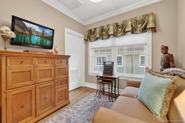 4205 Fred Ill Jr Court, Pearl River, NY 10965