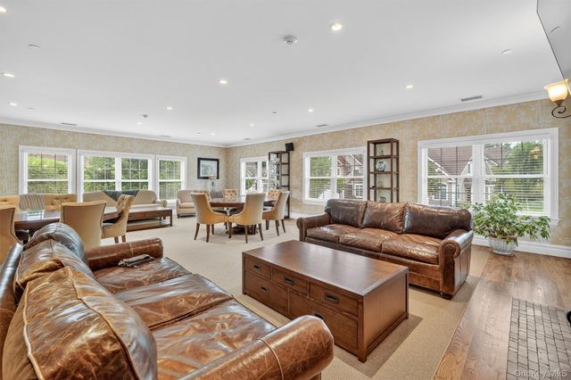 4205 Fred Ill Jr Court, Pearl River, NY 10965