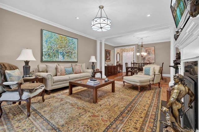 4205 Fred Ill Jr Court, Pearl River, NY 10965