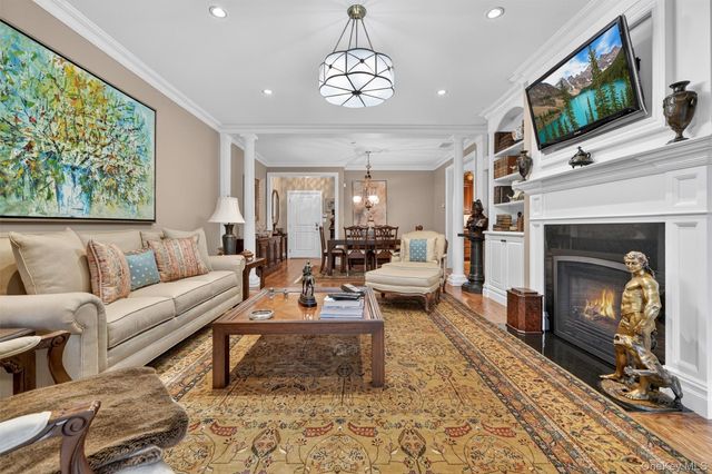 4205 Fred Ill Jr Court, Pearl River, NY 10965