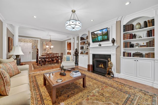 4205 Fred Ill Jr Court, Pearl River, NY 10965