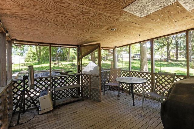 1228 Town And Country Lane, Plattsburg, MO 64477