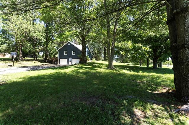 1228 Town And Country Lane, Plattsburg, MO 64477