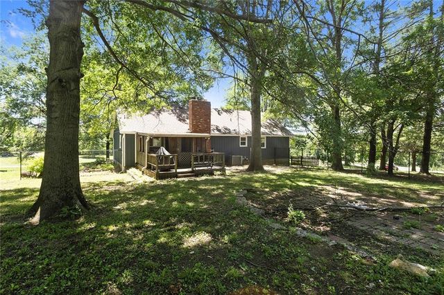1228 Town And Country Lane, Plattsburg, MO 64477