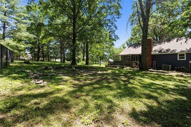 1228 Town And Country Lane, Plattsburg, MO 64477