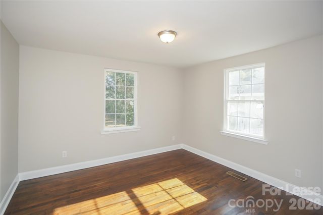 2143 Camp Greene Street, Charlotte, NC 28208