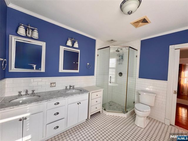 232 Franklin Turnpike, Allendale, NJ 07401