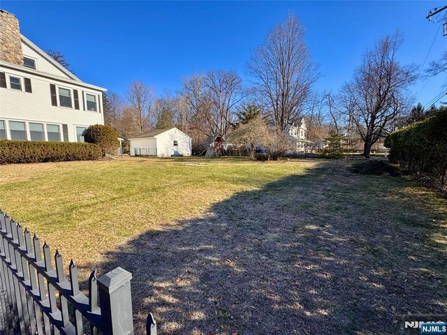 232 Franklin Turnpike, Allendale, NJ 07401