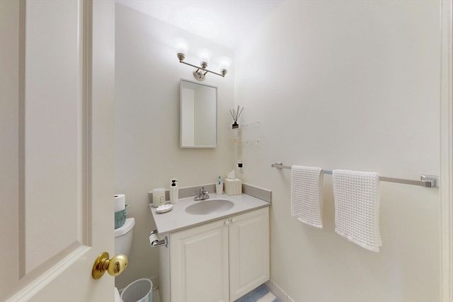 4 Charlesgate E 406, Boston, MA 02215