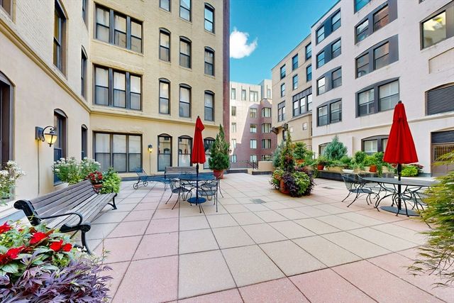 4 Charlesgate E 406, Boston, MA 02215