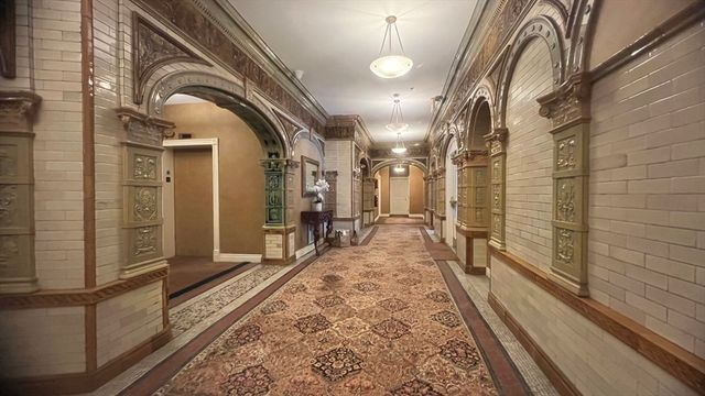 4 Charlesgate E 406, Boston, MA 02215