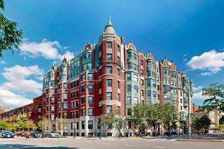 4 Charlesgate E 406, Boston, MA 02215