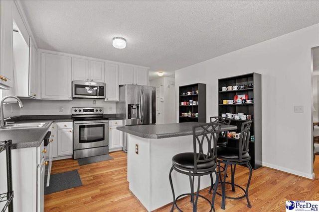 575 Moore Street, Lake City, SC 29560