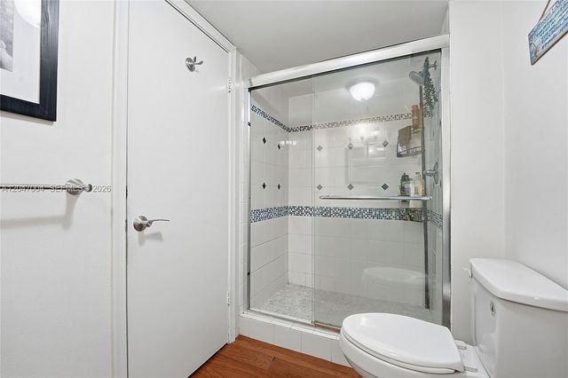 20840 San Simeon Way 609, Miami, FL 33179