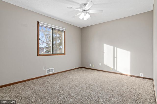 2451 Wimbledon Bay, Woodbury, MN 55125