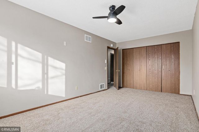 2451 Wimbledon Bay, Woodbury, MN 55125