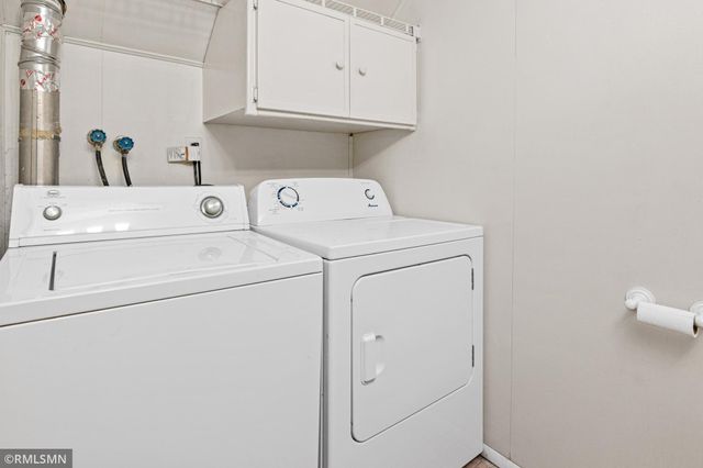 2451 Wimbledon Bay, Woodbury, MN 55125