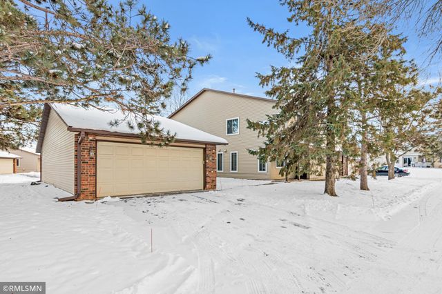 2451 Wimbledon Bay, Woodbury, MN 55125