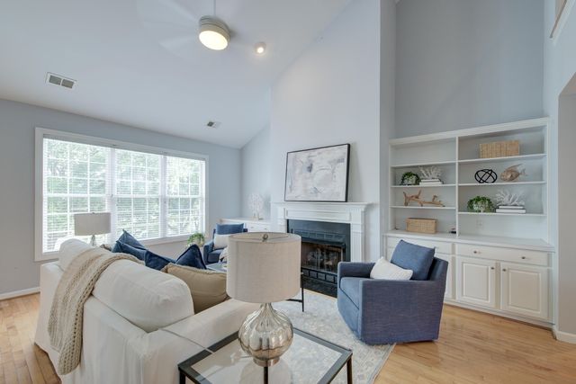 2660 Magnolia Woods Drive, Mount Pleasant, SC 29464