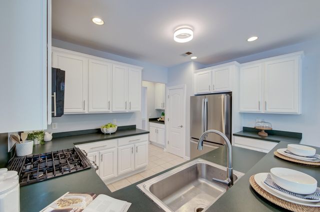 2660 Magnolia Woods Drive, Mount Pleasant, SC 29464
