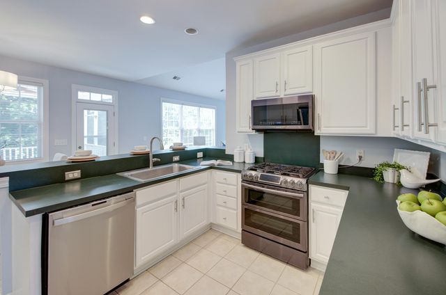 2660 Magnolia Woods Drive, Mount Pleasant, SC 29464