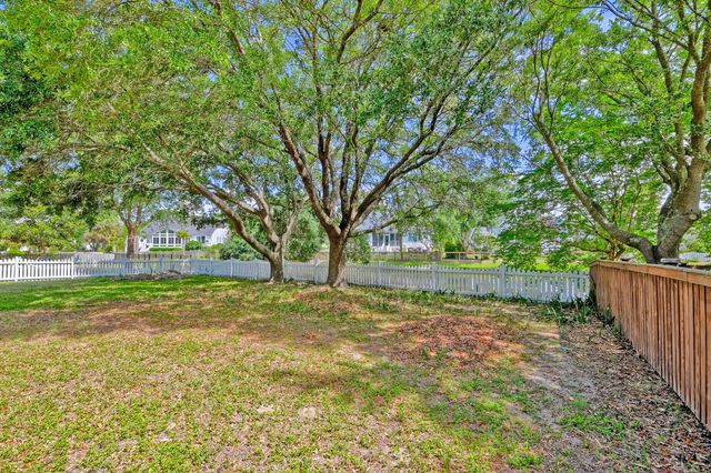 2660 Magnolia Woods Drive, Mount Pleasant, SC 29464